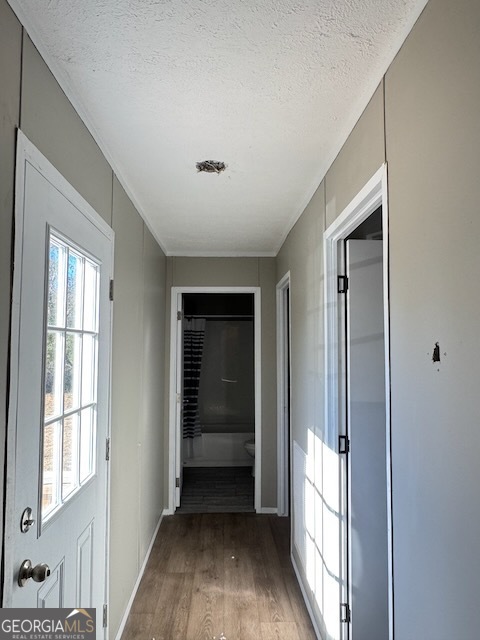805 Smart Road Alma, GA 31510 - Photo 22 of 41 a view of entryway with window