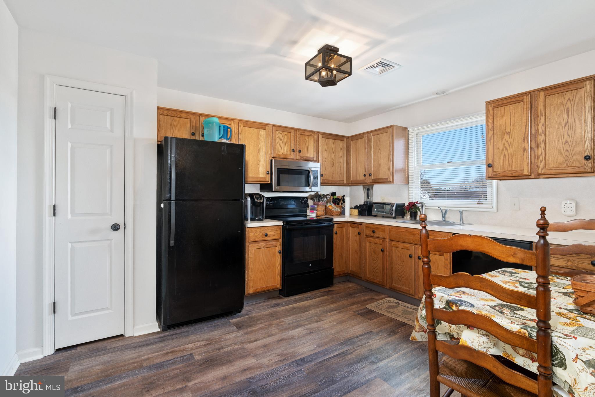 820 Atlas Road Northampton, PA 18067 - Photo 24 of 42 Gallery Image 24