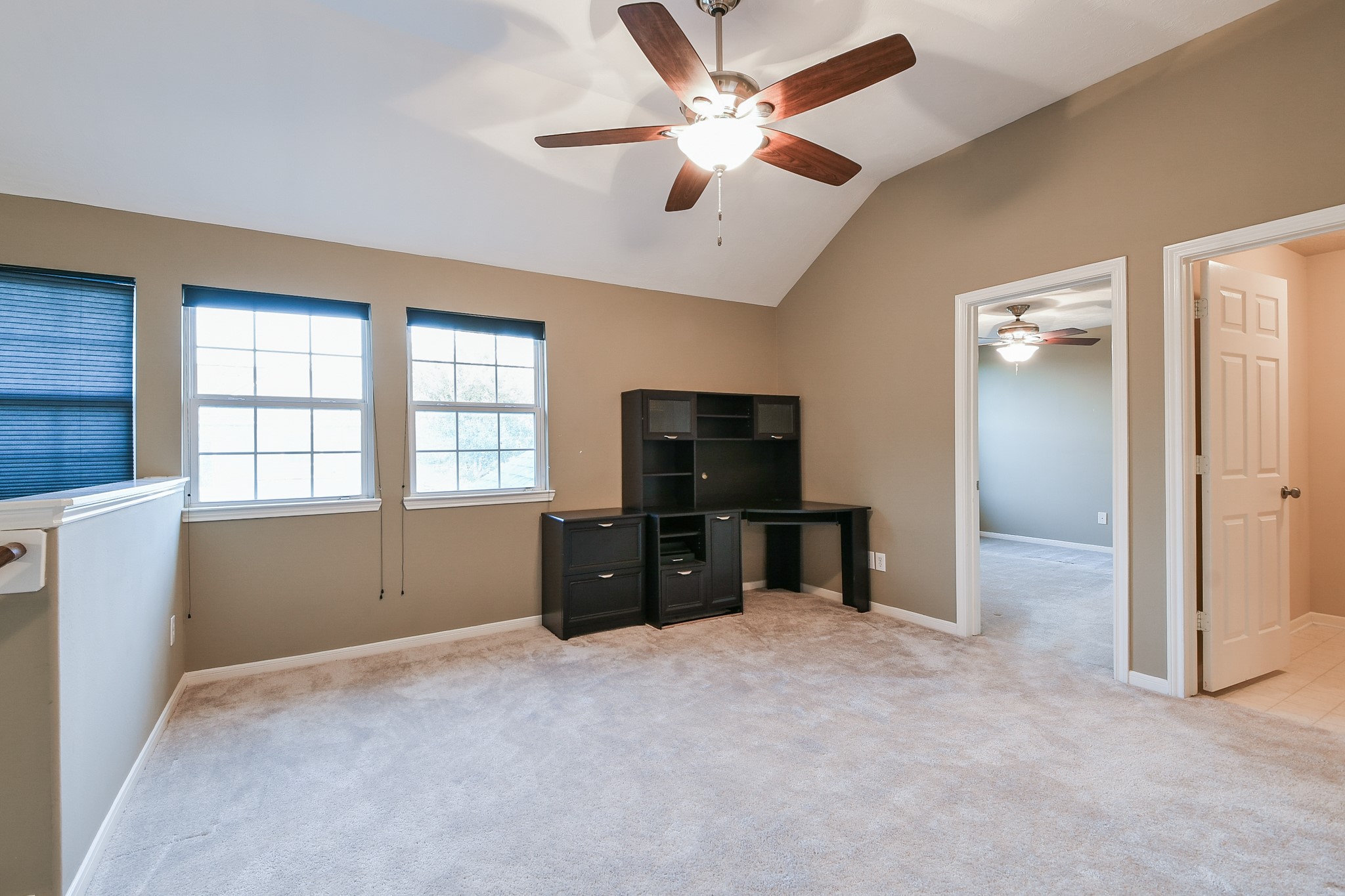 2415 Lacyberry Street Houston, TX 77080 - Photo 20 of 36 wooden floor and windows in a room