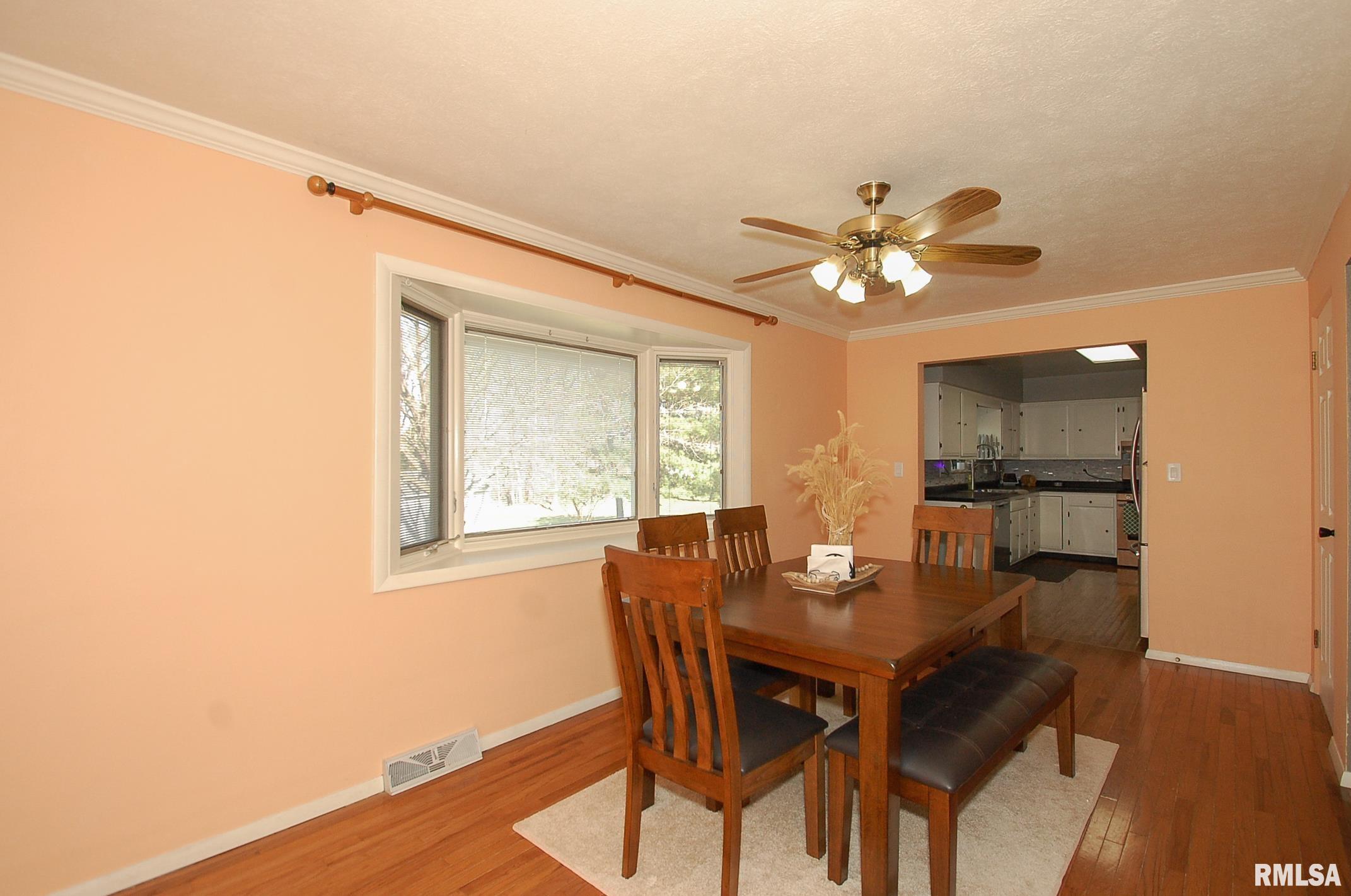 4727 North Koerner Road Peoria, IL 61615 - Photo 11 of 38 Gallery Image 11