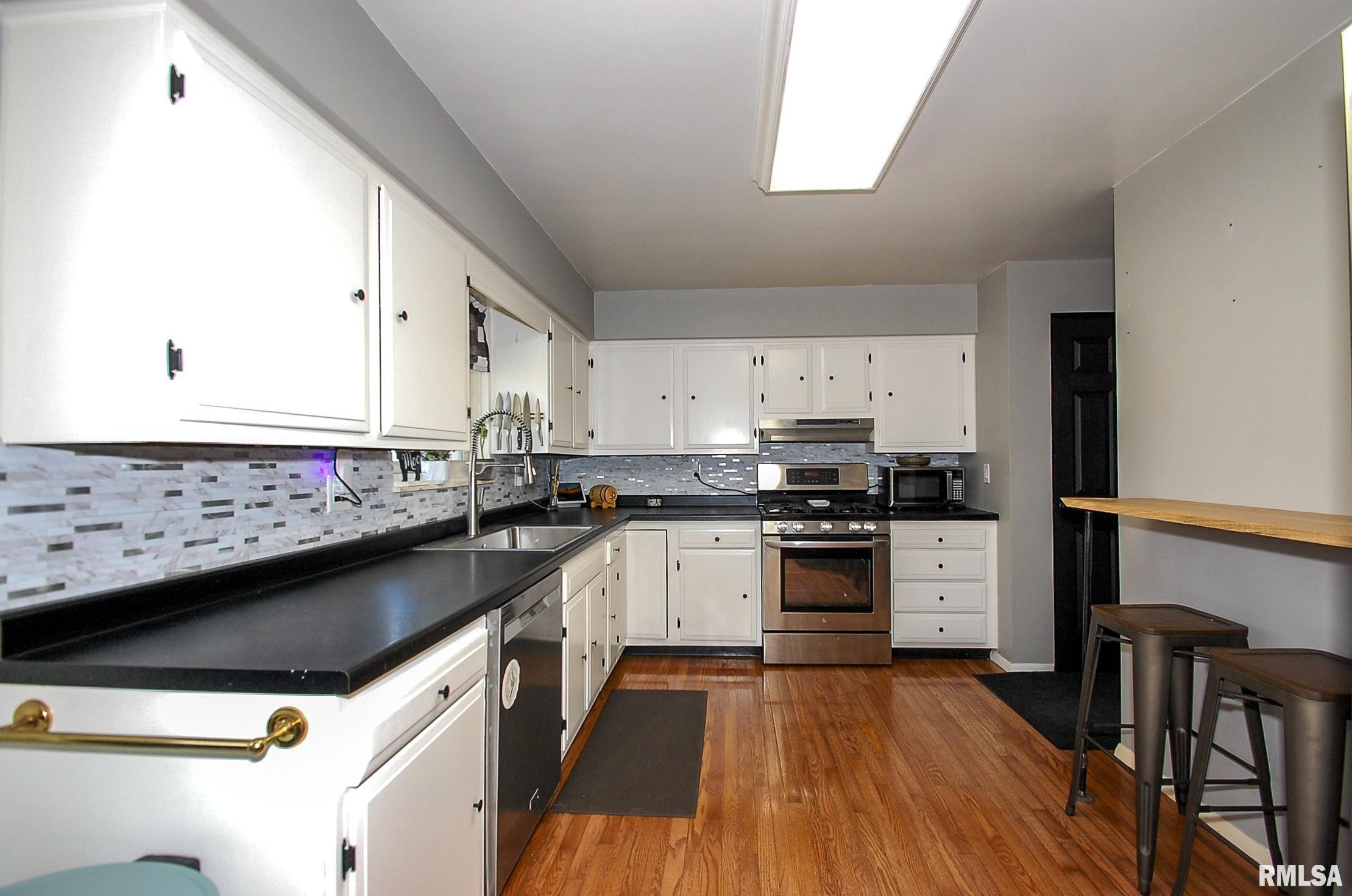 4727 North Koerner Road Peoria, IL 61615 - Photo 13 of 38 Gallery Image 13