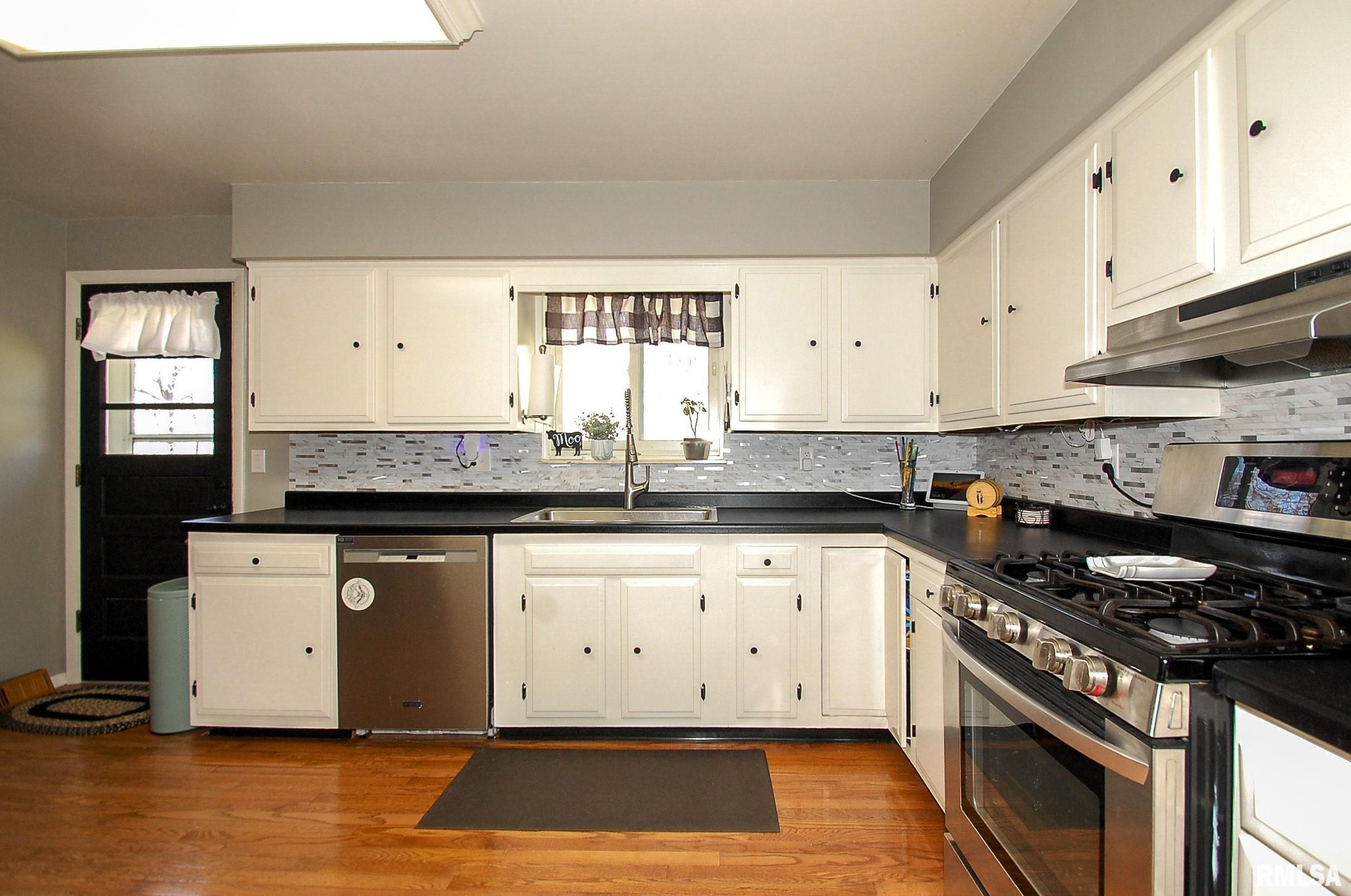4727 North Koerner Road Peoria, IL 61615 - Photo 15 of 38 Gallery Image 15