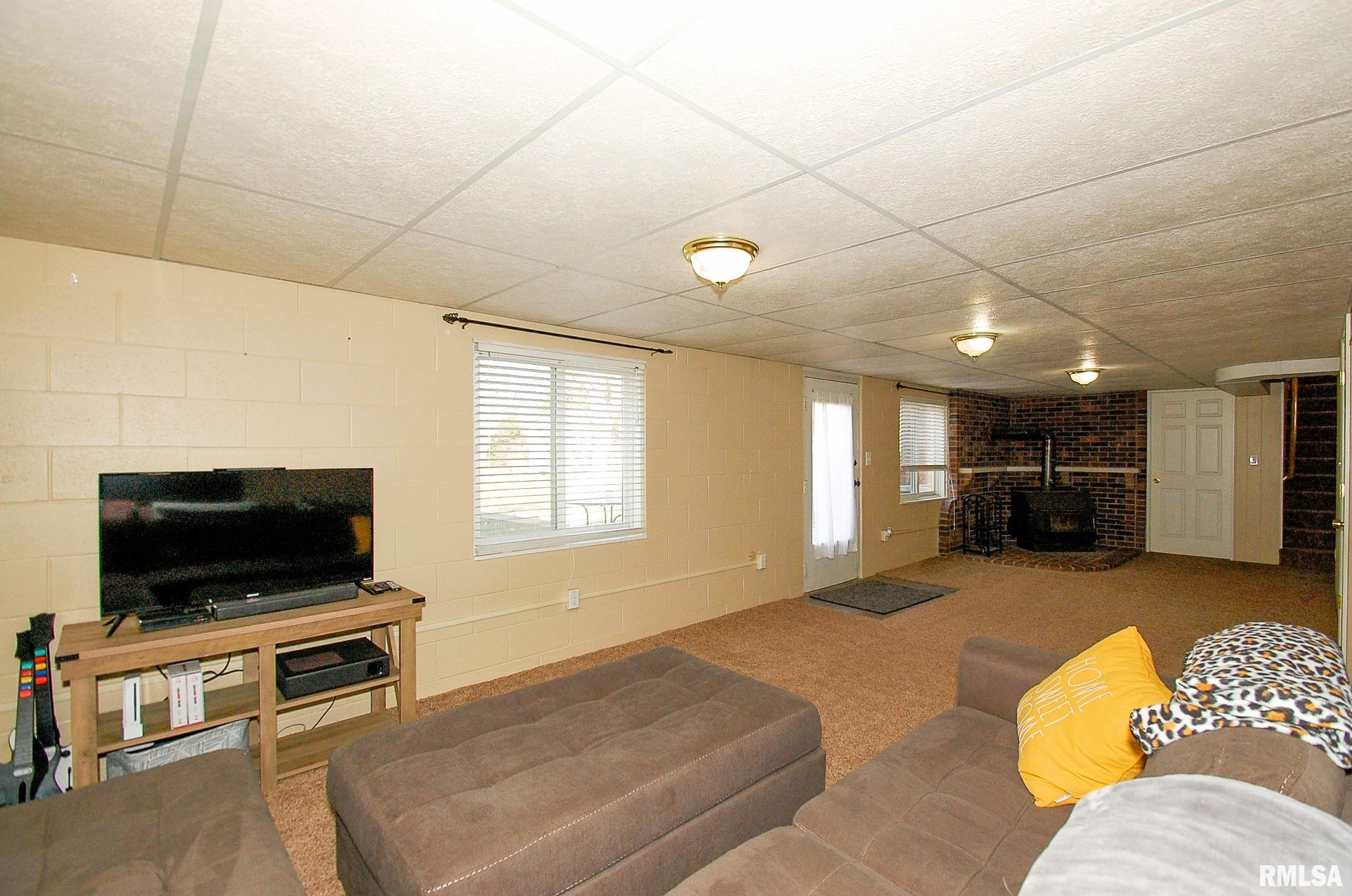 4727 North Koerner Road Peoria, IL 61615 - Photo 27 of 38 Gallery Image 27