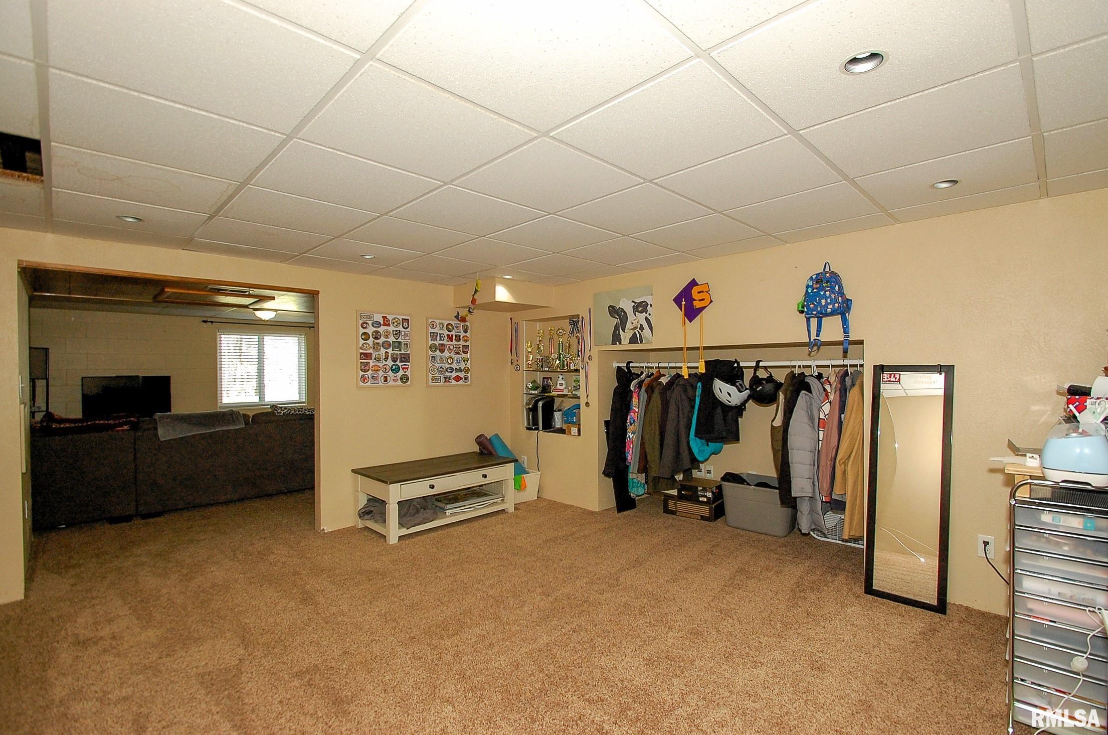 4727 North Koerner Road Peoria, IL 61615 - Photo 29 of 38 Gallery Image 29