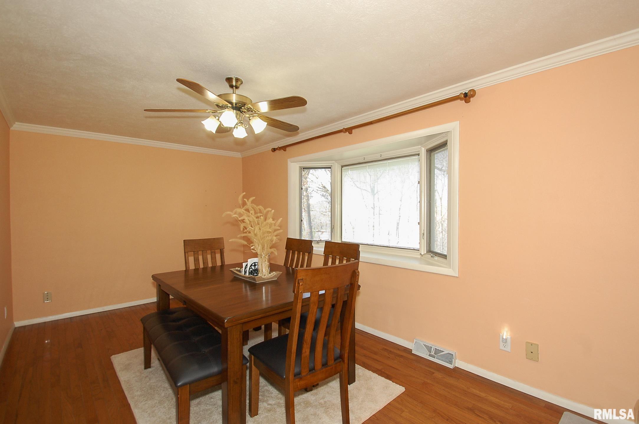 4727 North Koerner Road Peoria, IL 61615 - Photo 9 of 38 Gallery Image 9