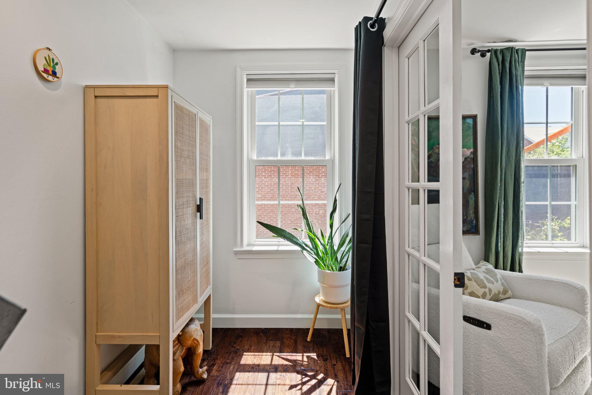 311 Pemberton Street Philadelphia, PA 19147 - Photo 18 of 34