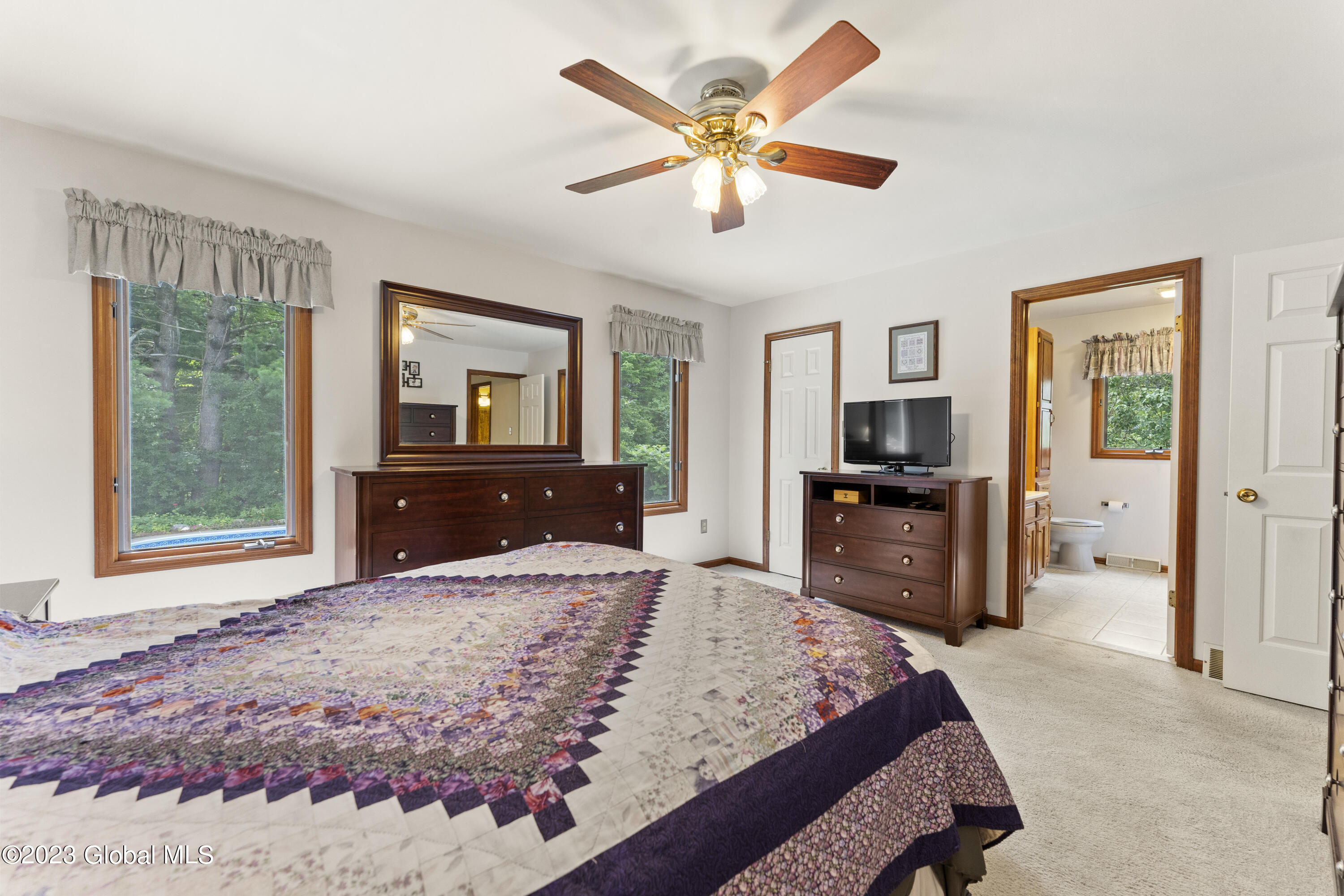 281 Autumn Run Rotterdam, NY 12306 - Photo 20 of 30 28-DOD08576