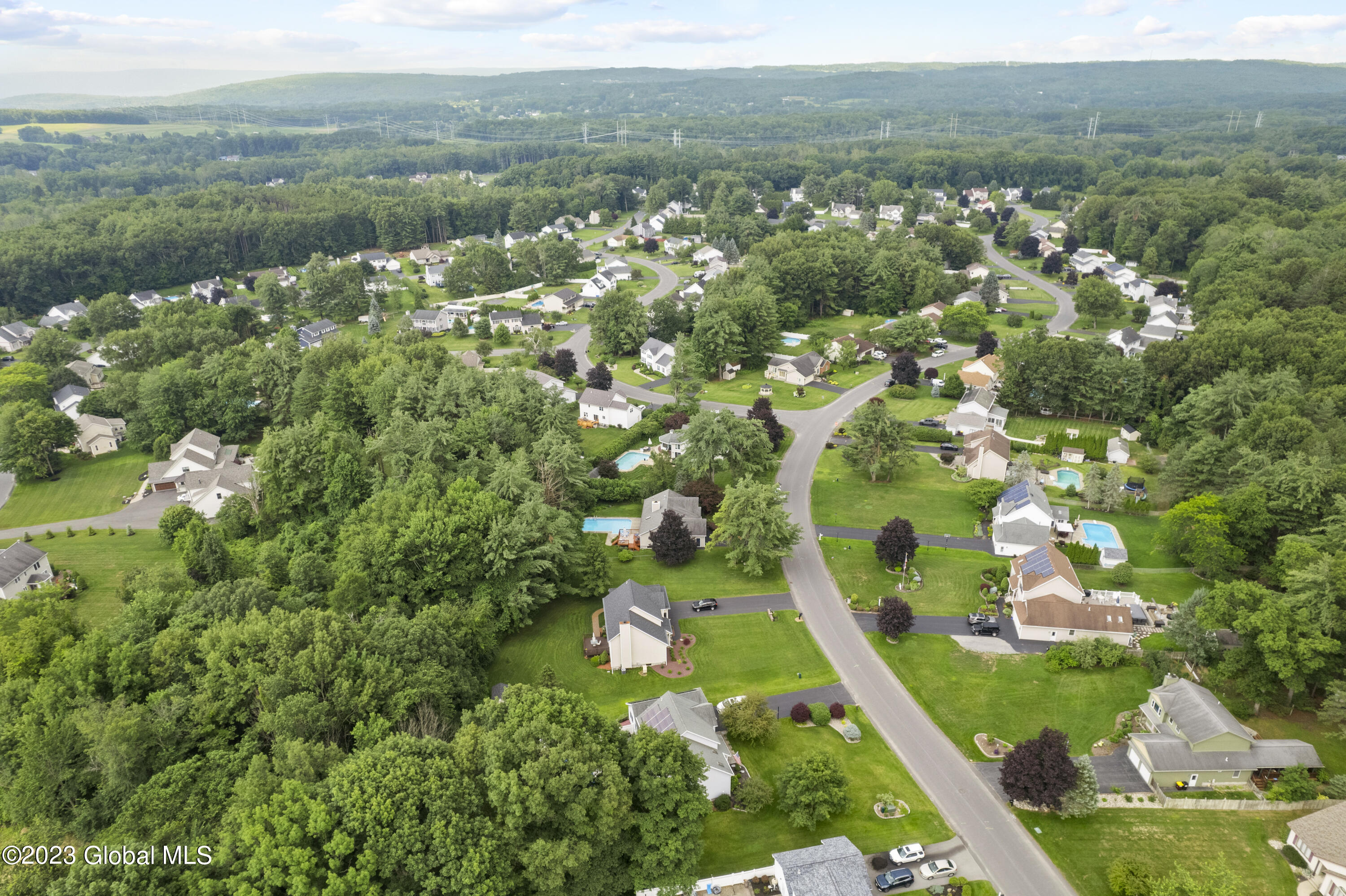 281 Autumn Run Rotterdam, NY 12306 - Photo 30 of 30 05-DJI_0386