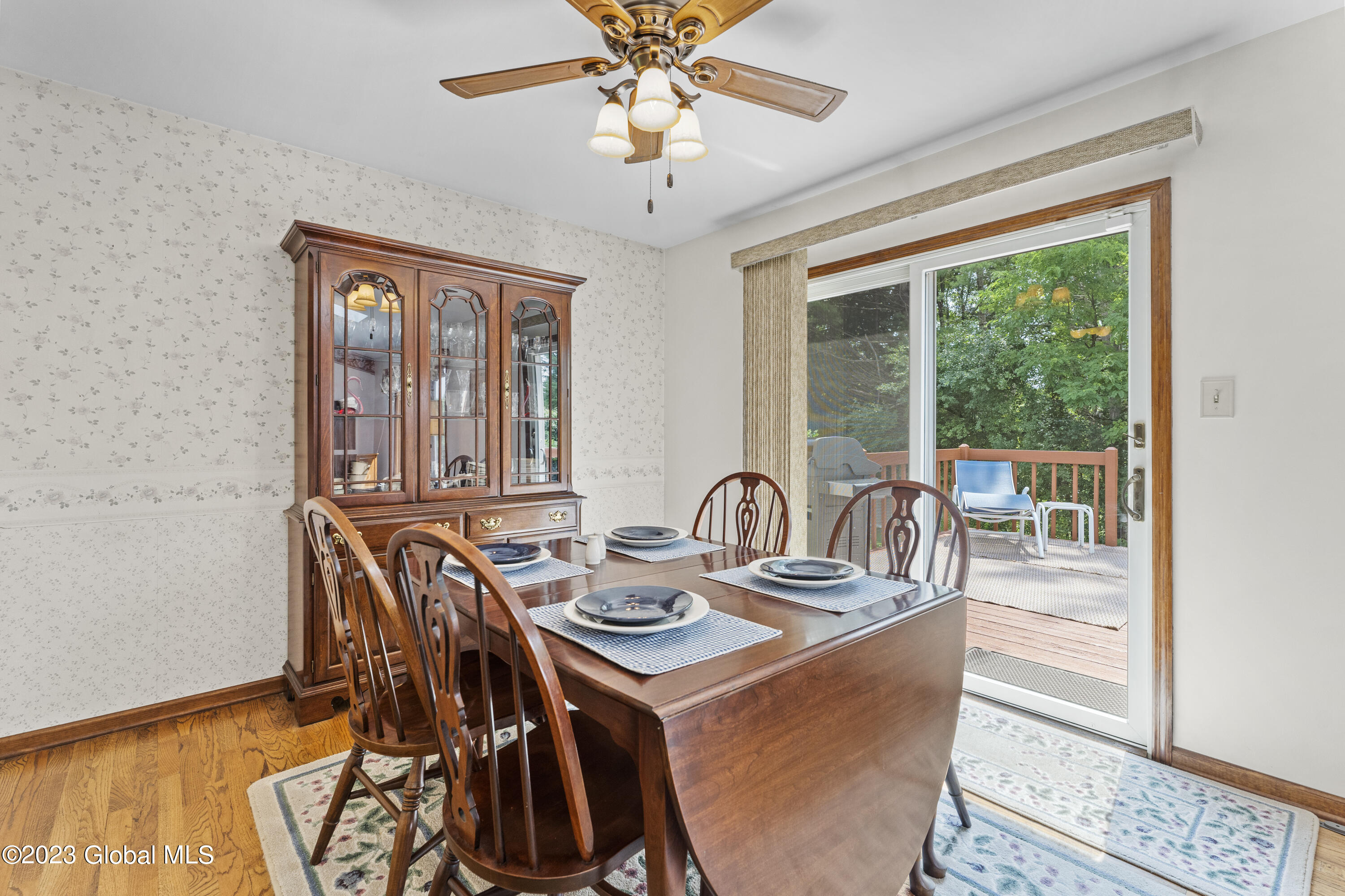 281 Autumn Run Rotterdam, NY 12306 - Photo 8 of 30 16-DOD08540