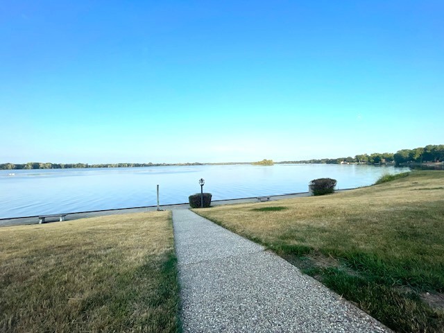 2239 Riverview Road Rock Falls, IL 61071 - Photo 67 of 70 a view of an ocean beach