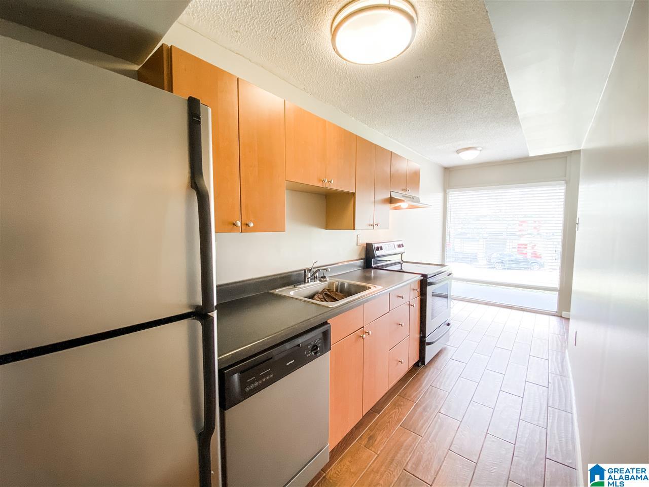 2990 Rhodes Circle South, Unit 121 Birmingham, AL 35205 - Photo 7 of 13