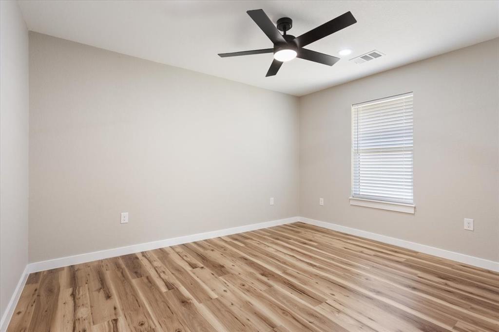 1105 Forrest Street Waco, TX 76704 - Photo 17 of 28 Gallery Image 17