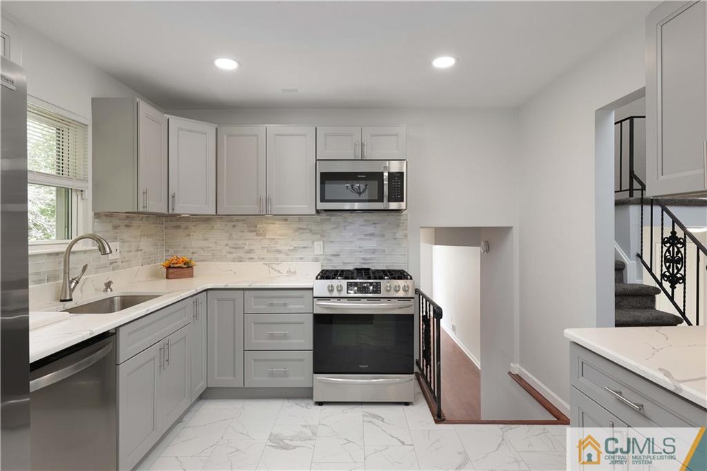 11 Continental Road Somerset, NJ 08873 - Photo 12 of 26 Gallery Image 12
