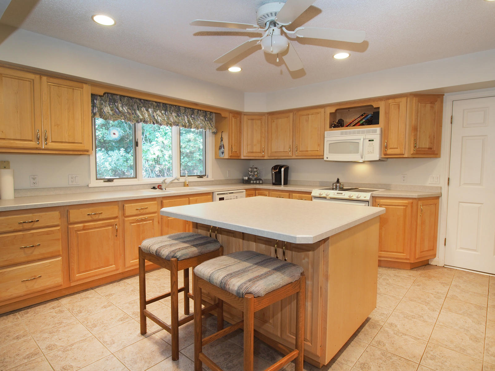 25 Pine Meadows Road Pinehurst, NC 28374 - Photo 6 of 25 kit3