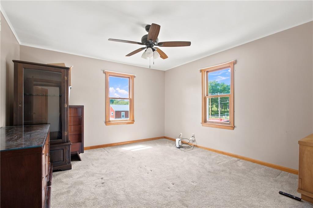 650 McClane Farm Road Washington, PA 15301 - Photo 6 of 32