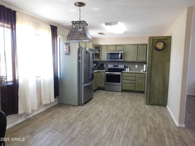a view of livingroom with hardwood floor