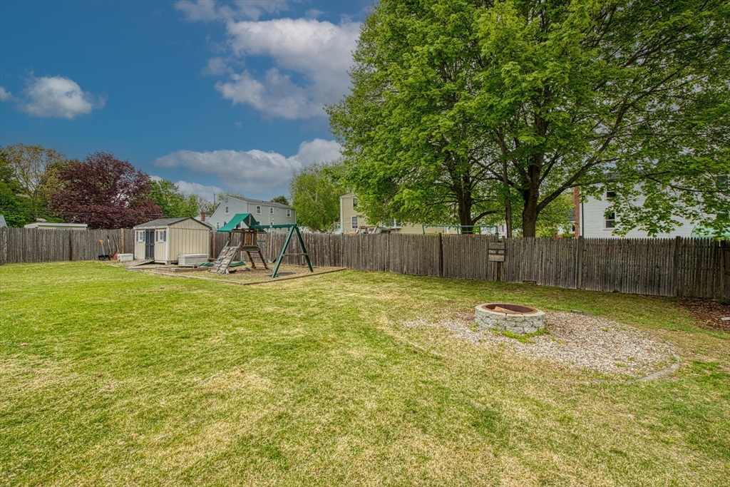 15 Jefferson Road Holbrook, MA 02343 - Photo 9 of 23 Gallery Image 9