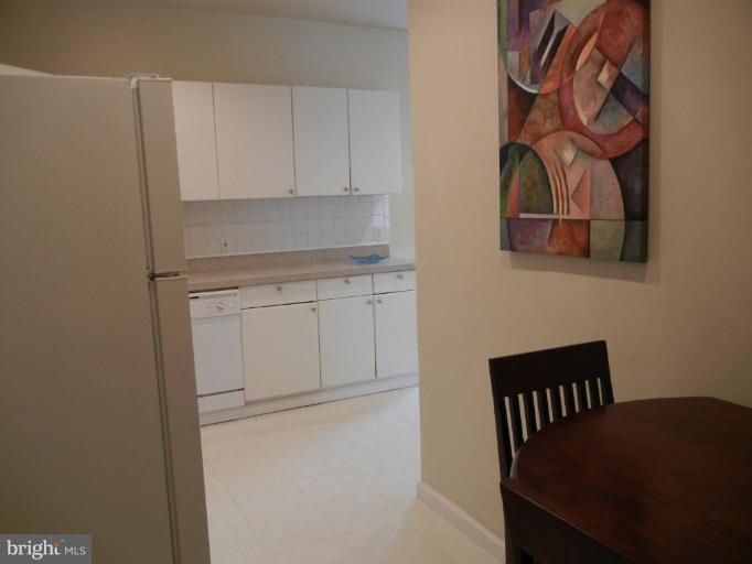 337 K Street Northeast Washington, DC 20002 - Photo 5 of 8 Kitchen #3