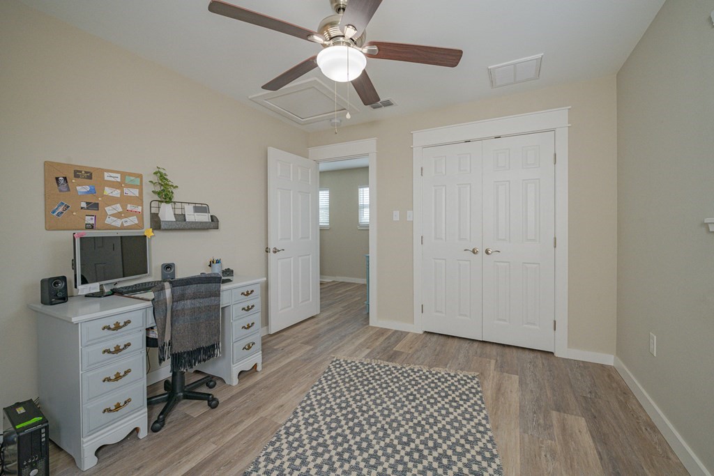 129 Palmetto Point Road Rockport, TX 78382 - Photo 28 of 40
