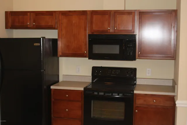 $1,450 | 2321 Sadler Drive, Unit B, Winterville, NC 28590