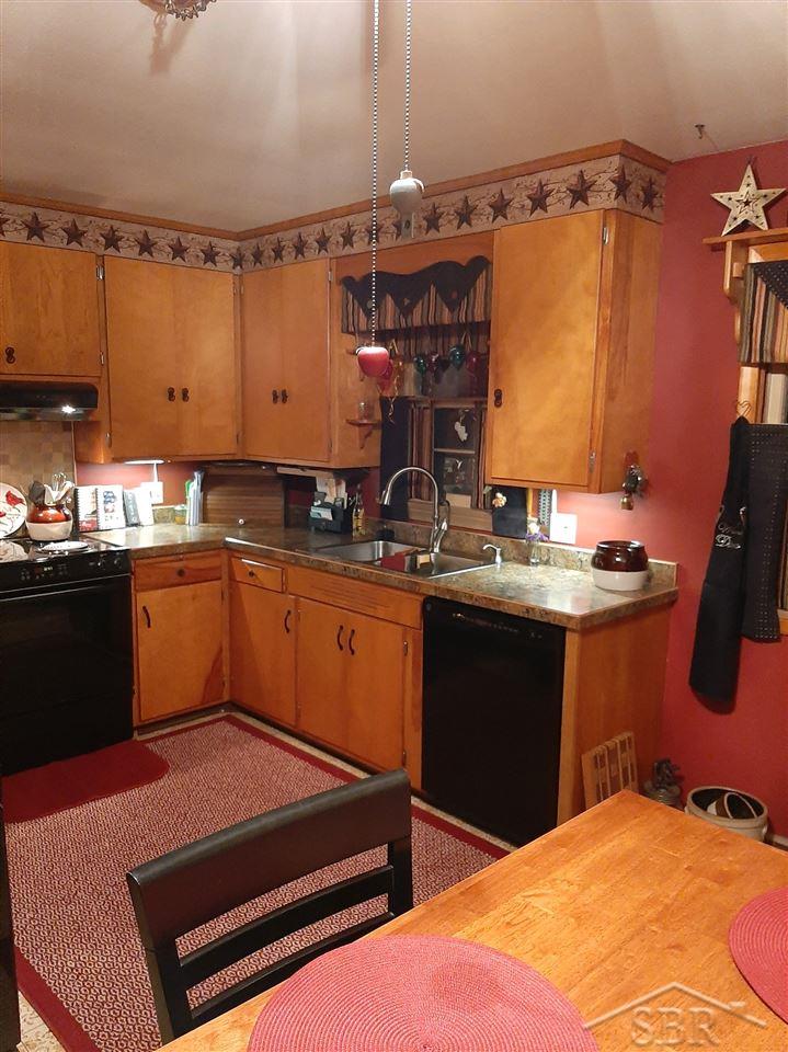 4940 Hart Road Frankenmuth, MI 48734 - Photo 3 of 11 50015260-2.JPG