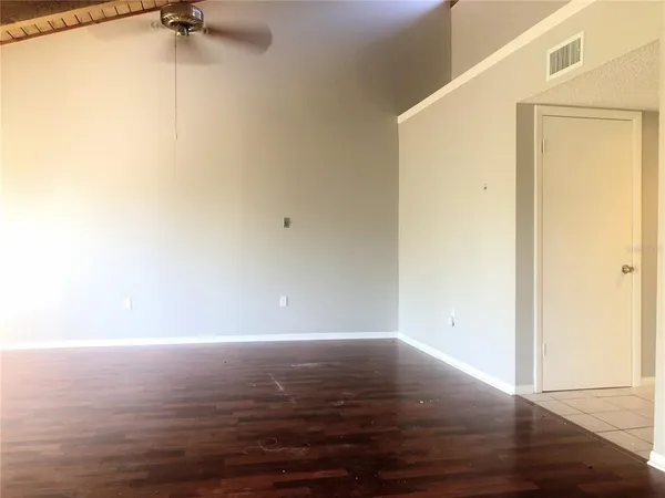 $1,600 | 5942 Peregrine Avenue, Unit 22C, Orlando, FL 32819