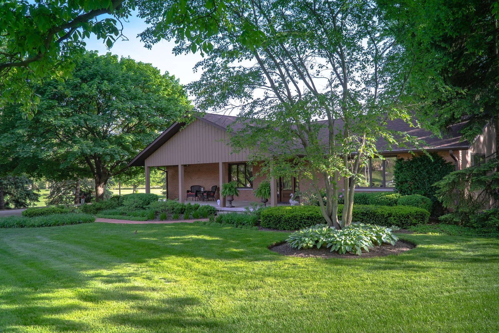 43W485 Thornapple Tree Road Sugar Grove, IL 60554 - Photo 2 of 45