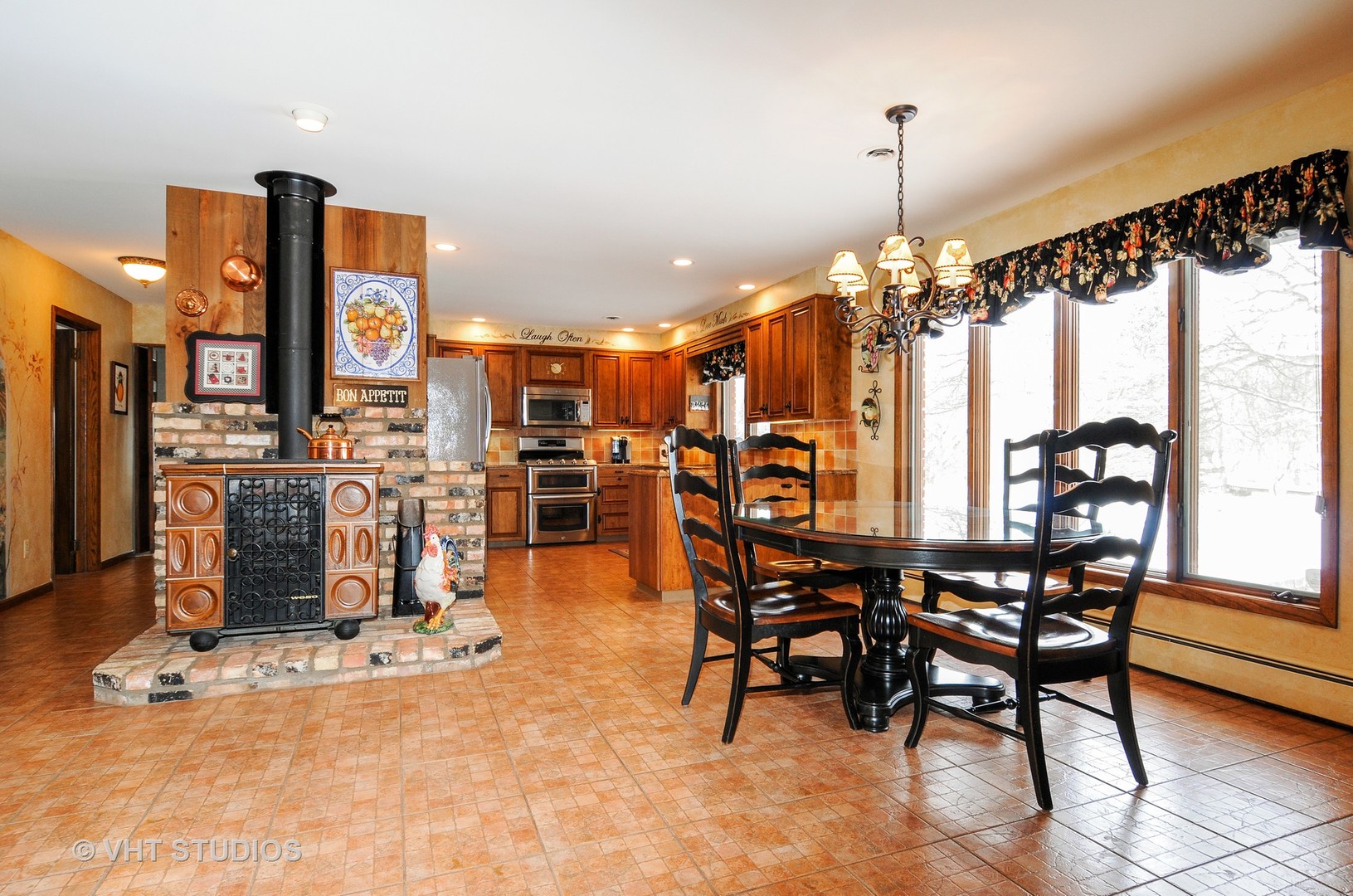 43W485 Thornapple Tree Road Sugar Grove, IL 60554 - Photo 17 of 45