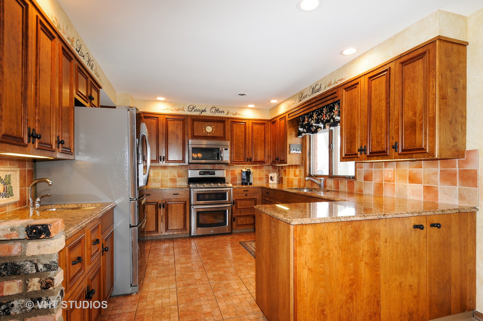 43W485 Thornapple Tree Road Sugar Grove, IL 60554 - Photo 18 of 45
