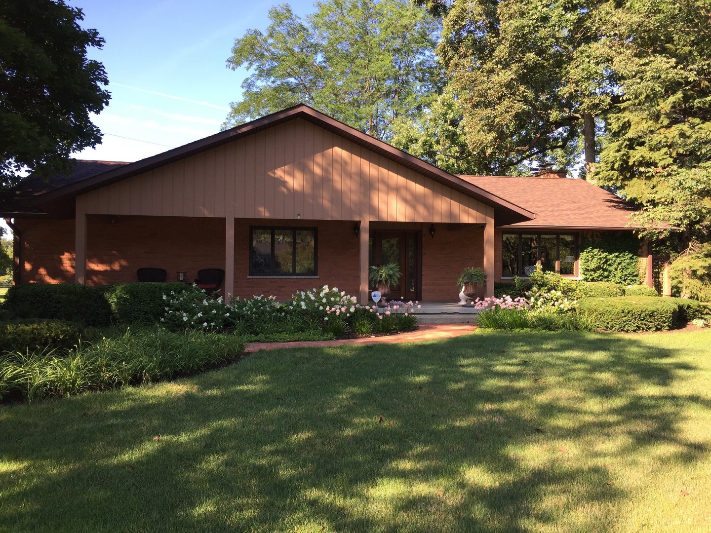 43W485 Thornapple Tree Road Sugar Grove, IL 60554 - Photo 36 of 45