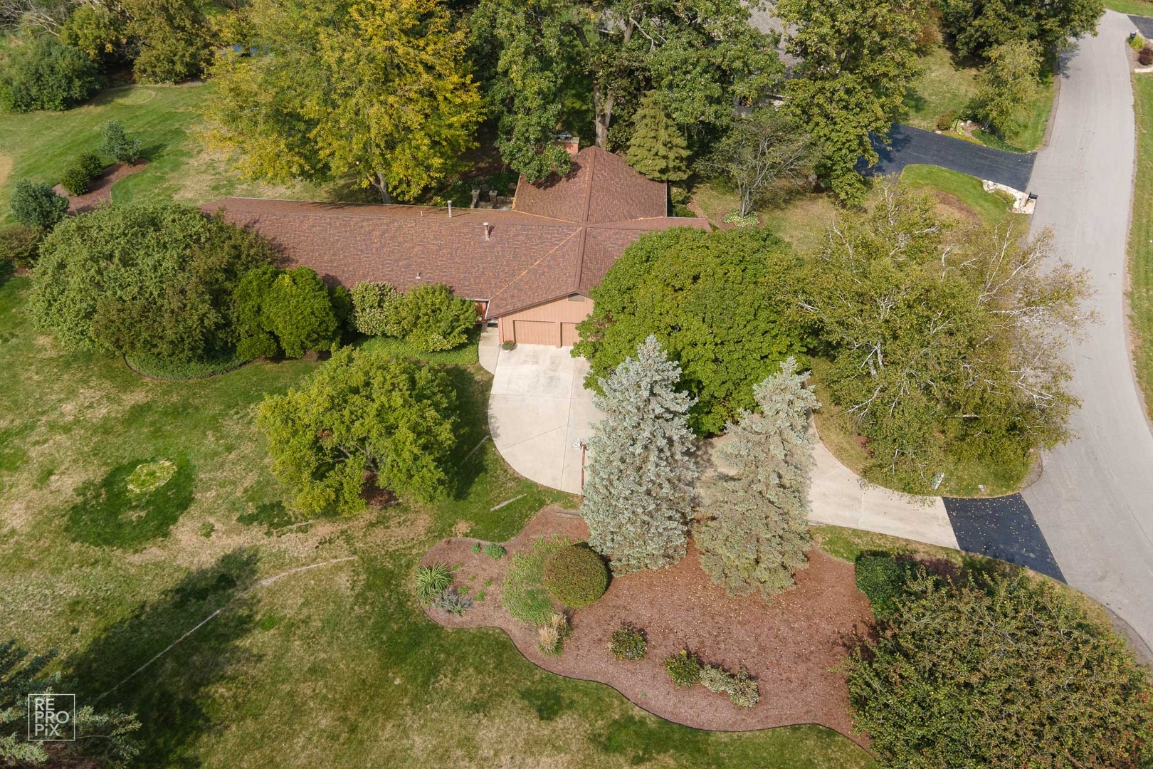 43W485 Thornapple Tree Road Sugar Grove, IL 60554 - Photo 38 of 45