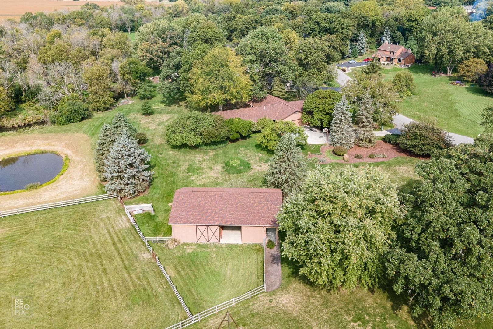 43W485 Thornapple Tree Road Sugar Grove, IL 60554 - Photo 5 of 45