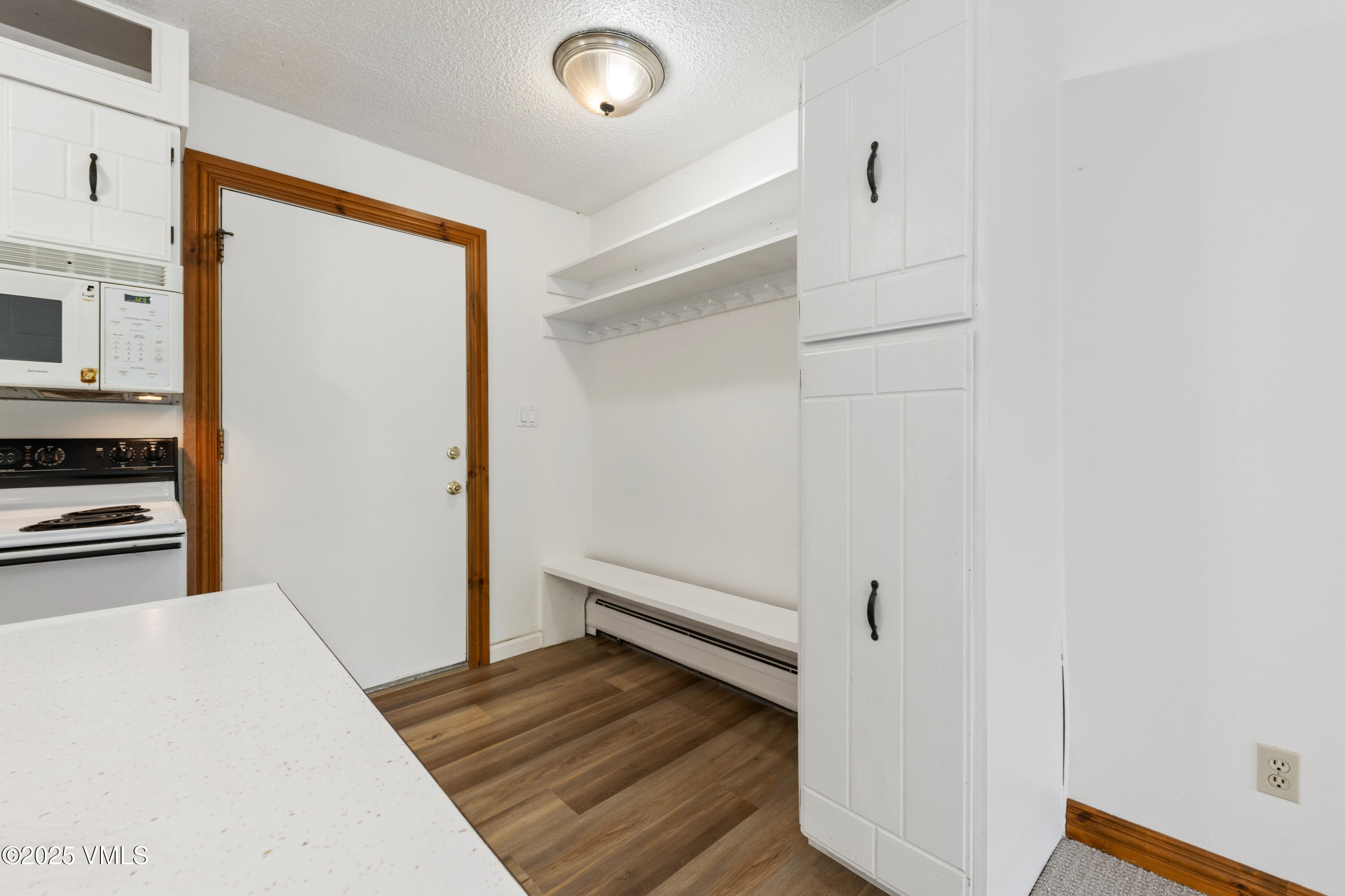 903 North Frontage Road West, Unit 10 Vail, CO 81657 - Photo 13 of 33 718A5466