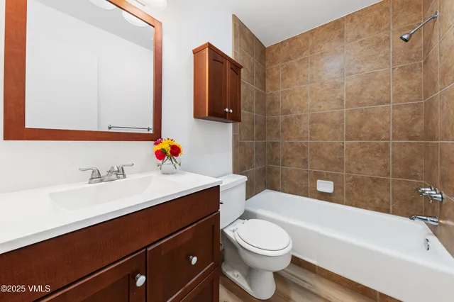 $685,000 | 903 North Frontage Road West, Unit 10, Vail, CO 81657