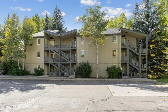 $685,000 | 903 North Frontage Road West, Unit 10, Vail, CO 81657