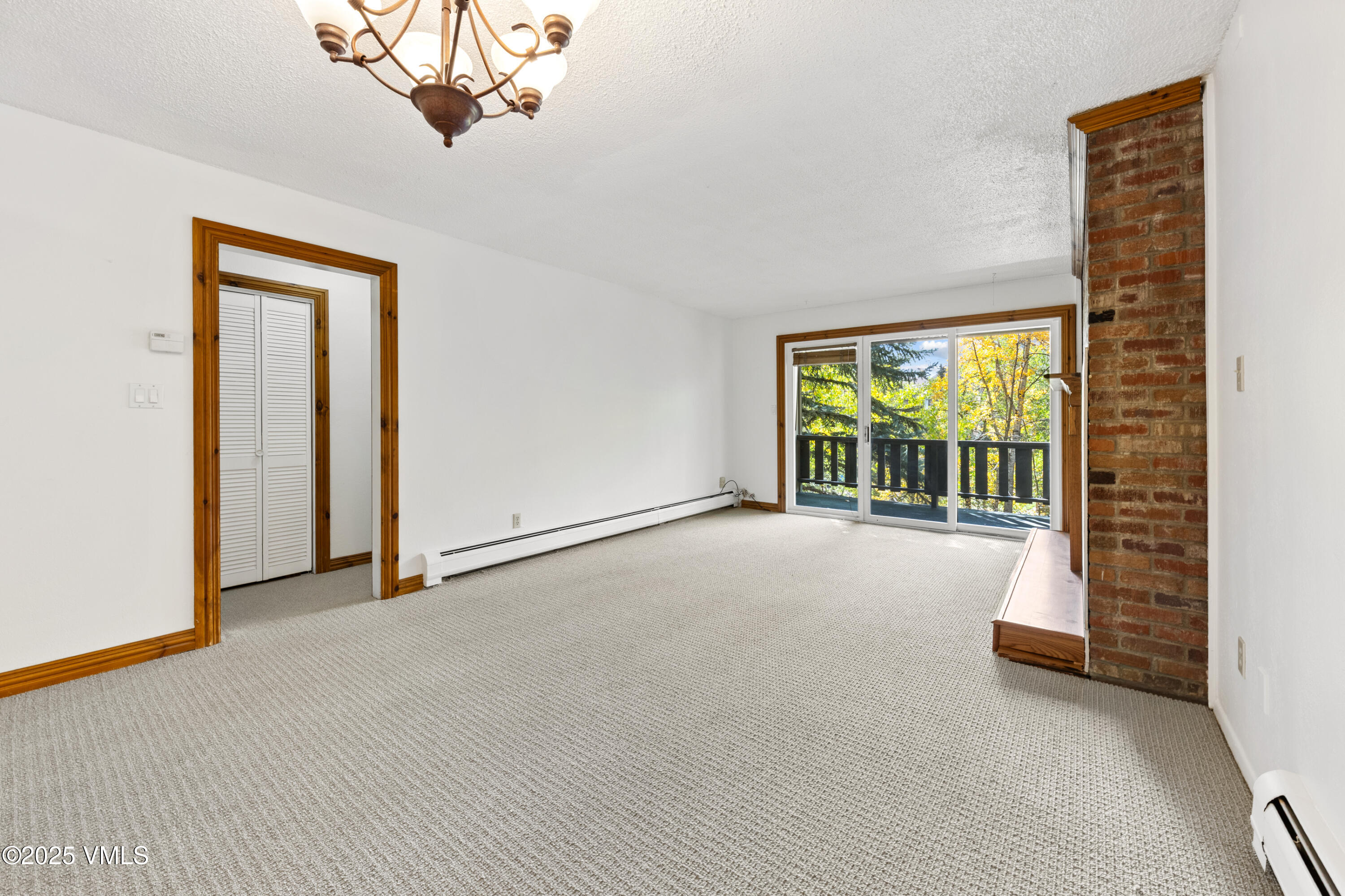 903 North Frontage Road West, Unit 10 Vail, CO 81657 - Photo 3 of 33 718A5446