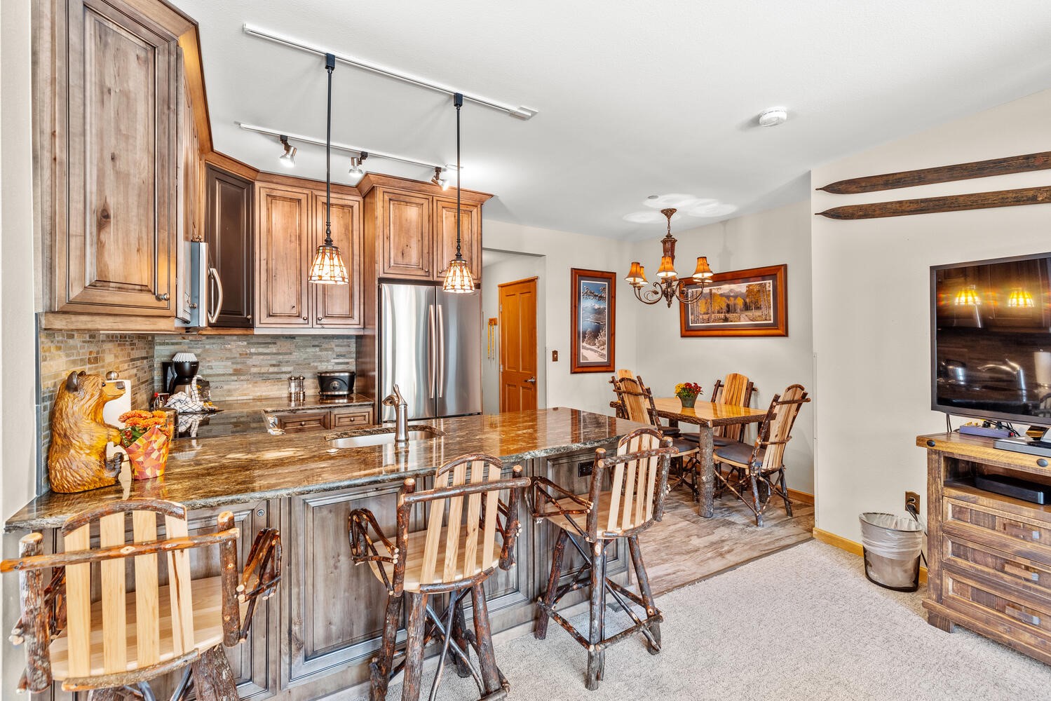 129 River Run Road, Unit 8031 Keystone, CO 80435 - Photo 9 of 30 check out this gorgeous kitchen!
