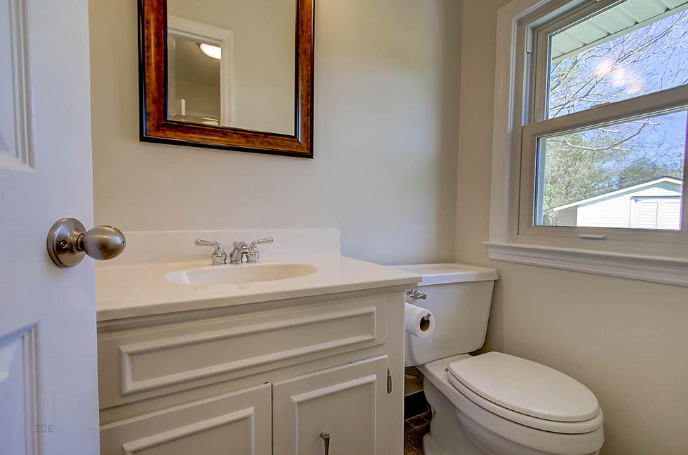1549 Longview Road Mount Pleasant, SC 29464 - Photo 16 of 40 Powder Room