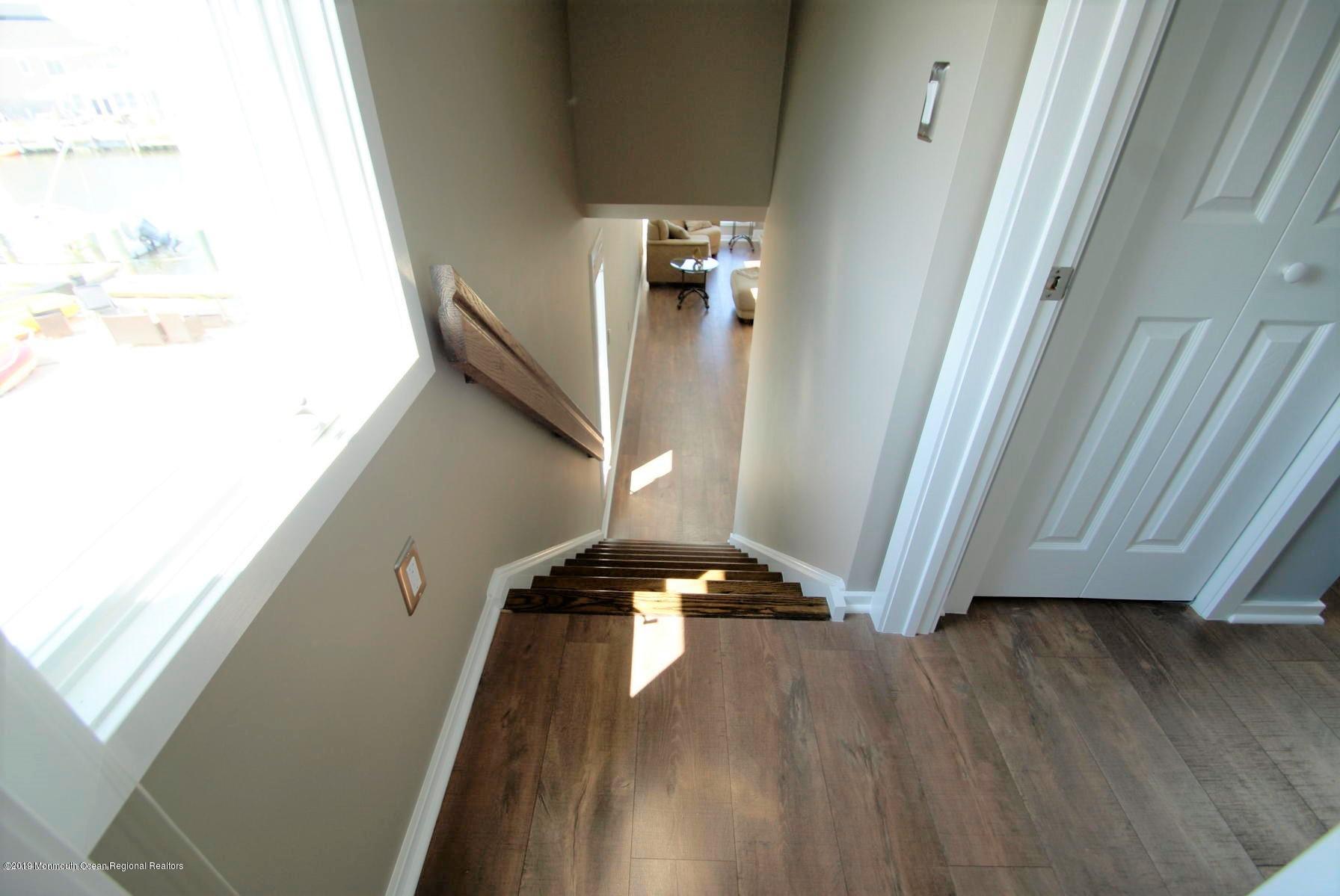 3212 Marine Road Lavallette, NJ 08735 - Photo 18 of 37 3212 Marine Hallway