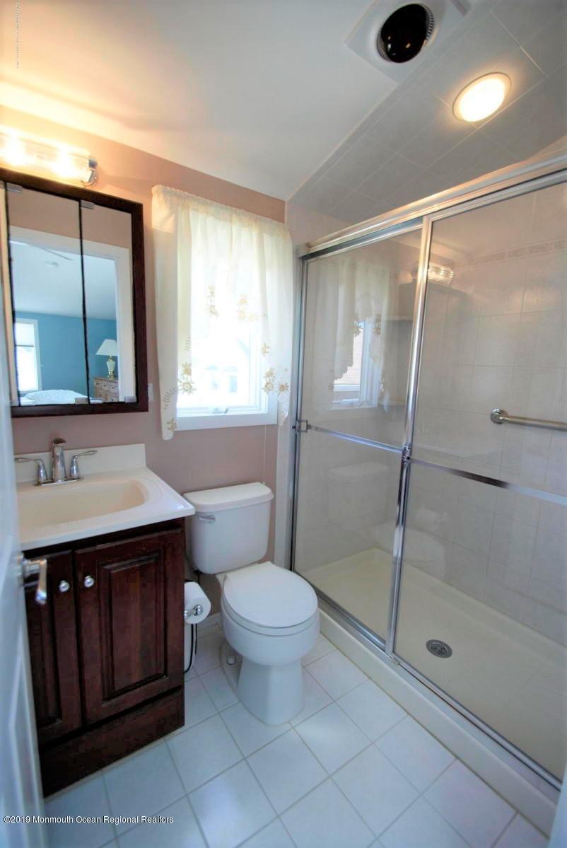 3212 Marine Road Lavallette, NJ 08735 - Photo 20 of 37 3212 Marine Master Bath