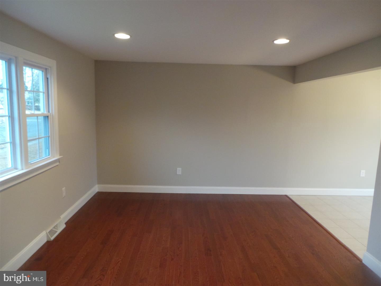 1 Dover Road Sewell, NJ 08080 - Photo 7 of 22