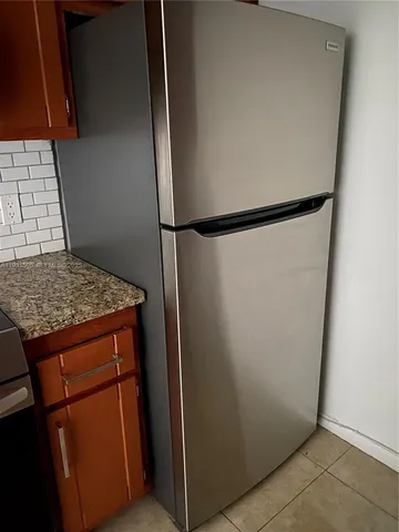 a view of utility room