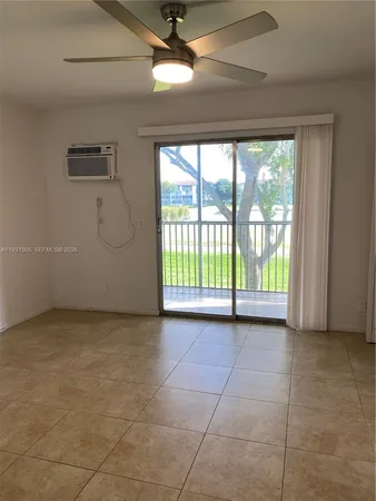 $1,500 | 301 Southwest 135th Avenue, Unit 209C, Pembroke Pines, FL 33027