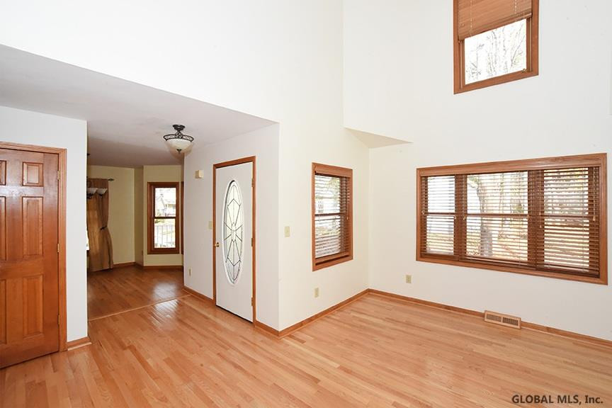 6 Inlander Road Saratoga Springs, NY 12866 - Photo 8 of 23 Photo 8