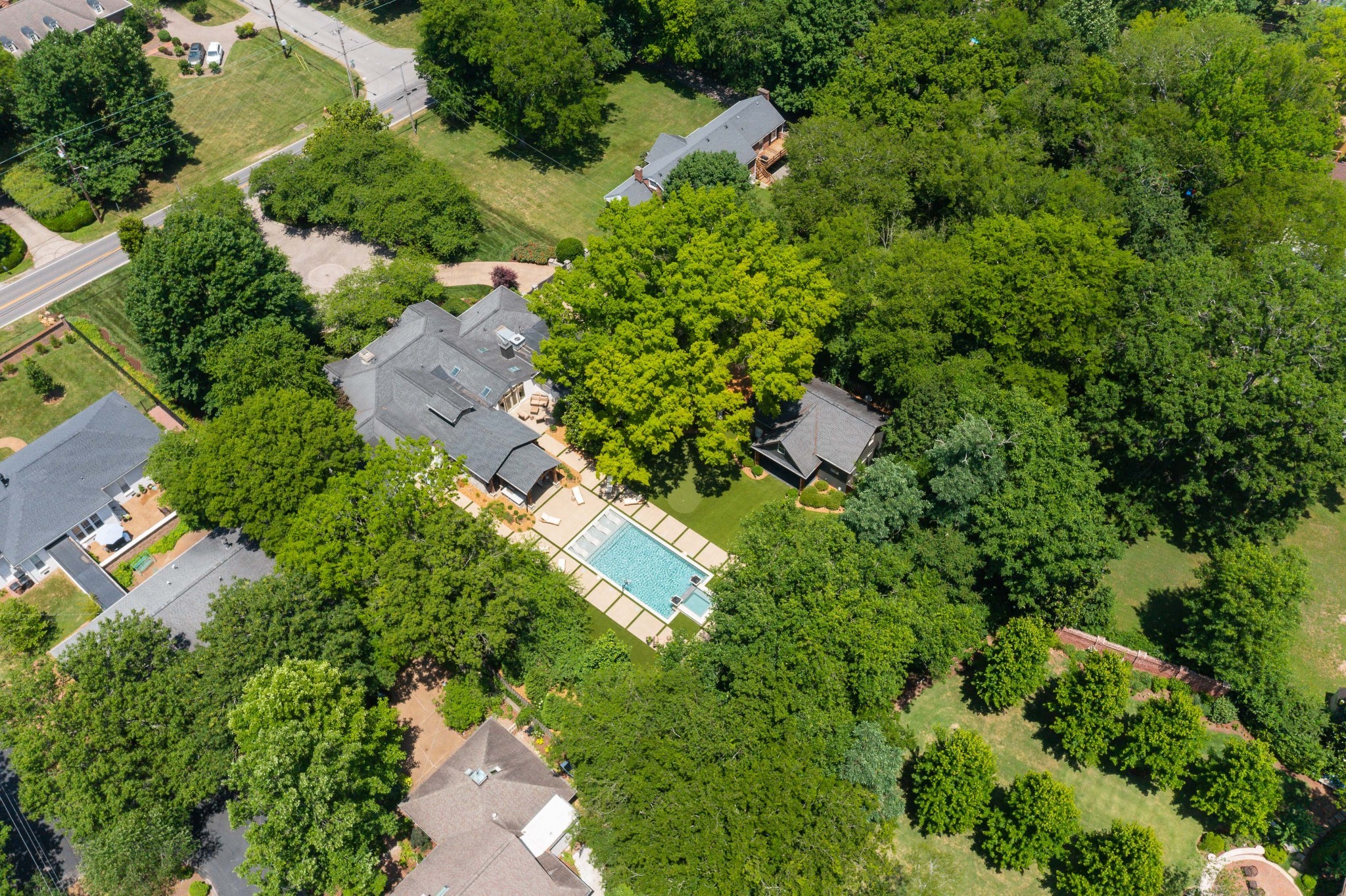 4020 Estes Road Nashville, TN 37215 - Photo 2 of 70 Gallery Image 2