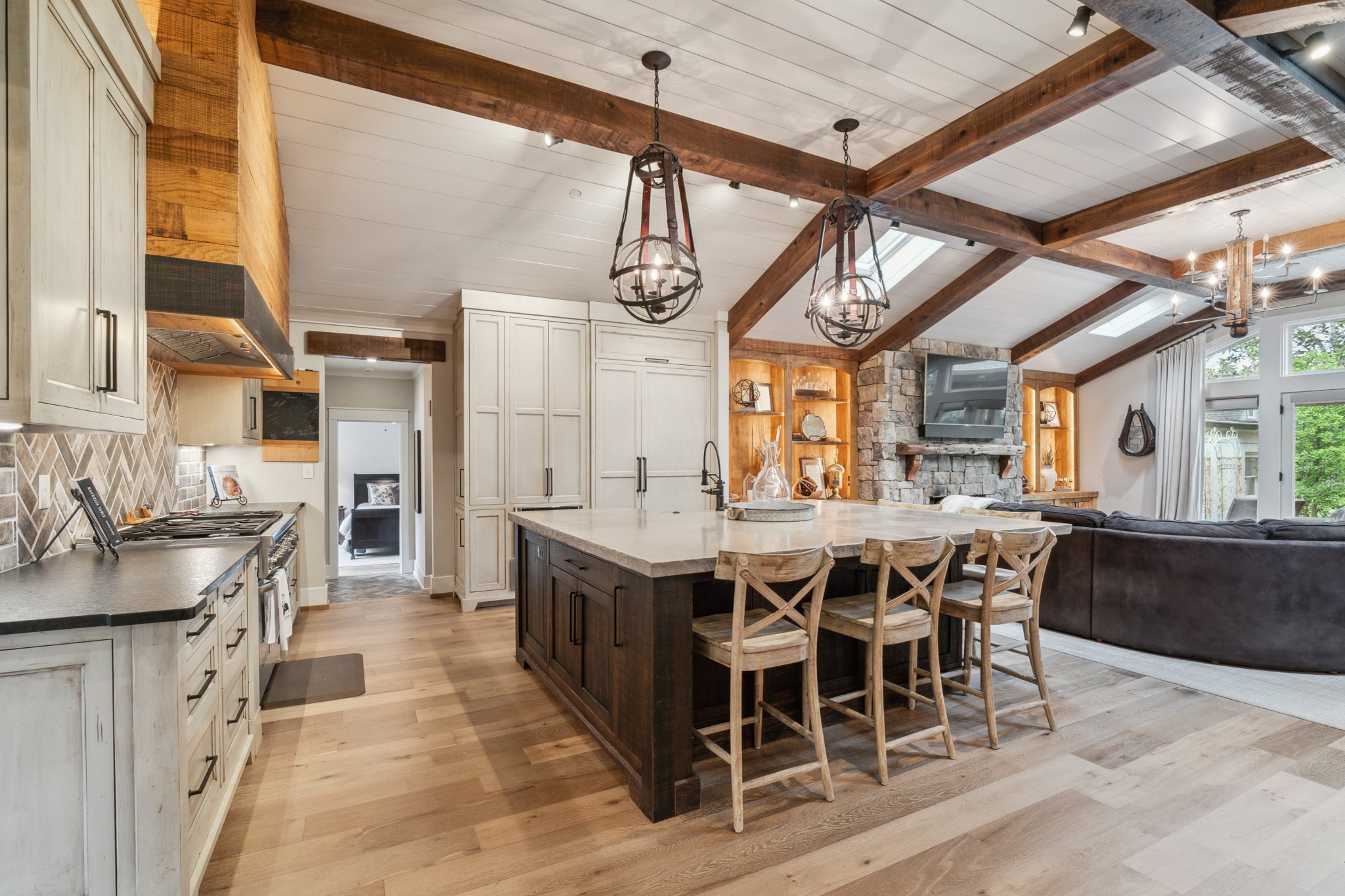 4020 Estes Road Nashville, TN 37215 - Photo 10 of 70 Gallery Image 10