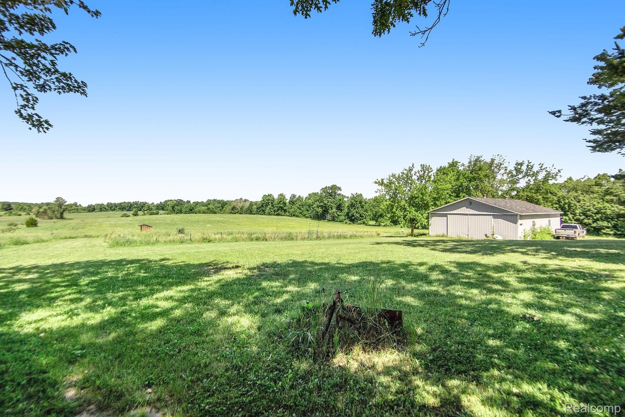 1910 Hadley Road Lapeer, MI 48446 - Photo 31 of 44 BPG_1174.jpg
