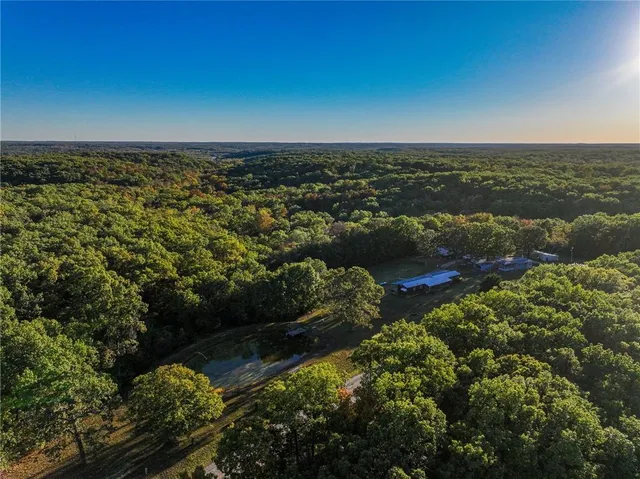 $169,900 | 7580 Northeast Cc Highway, Osceola, MO 64776