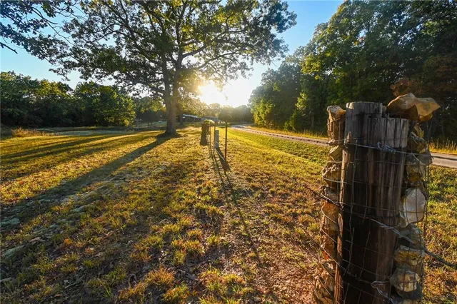 $169,900 | 7580 Northeast Cc Highway, Osceola, MO 64776