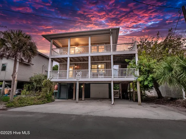 $2,599,900 | 821 Schloss Street, Wrightsville Beach, NC 28480